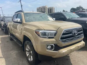 Toyota Tacoma 2017 Beige