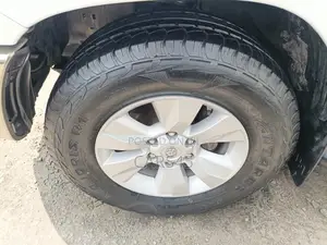 Toyota Hilux 2020 White