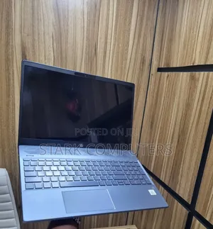 Laptop HP Pavilion 15-cs3063cl 8GB Intel Core i5 SSD 256GB
