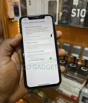 Apple iPhone XR 64 GB Black