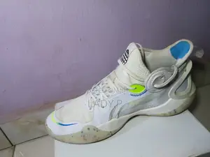 Li-Ning Sonic 10 Mid Basketball-Size 41