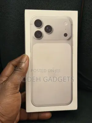 New Apple iPhone 17 Pro Max 256 GB Silver
