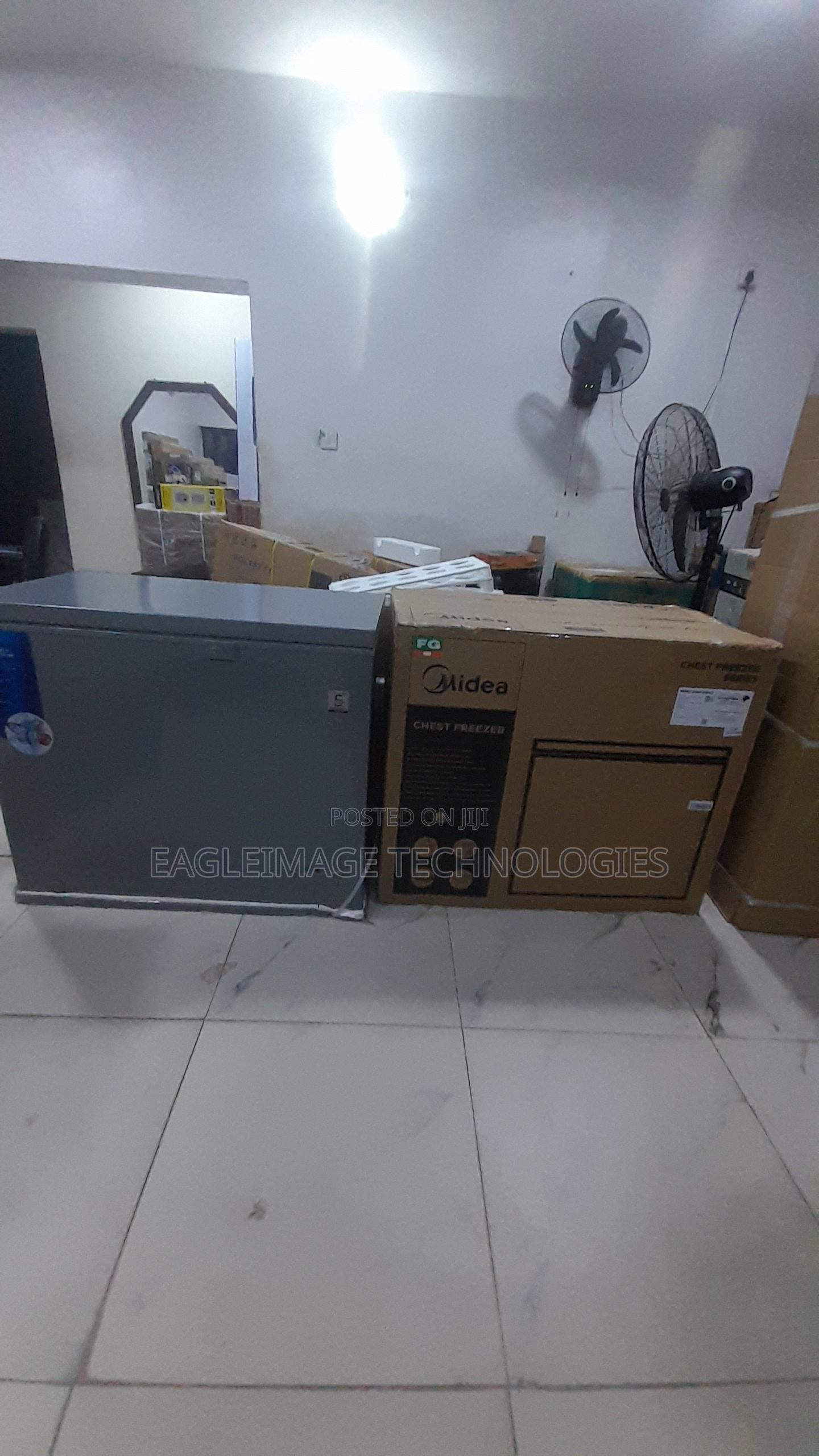 Midea Bulk Storage Chest Freezer 249L MDRC345FZG43