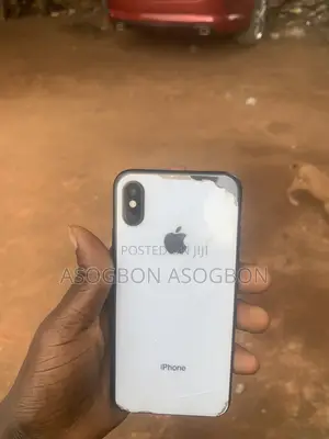 Apple iPhone XS 64 GB Silver