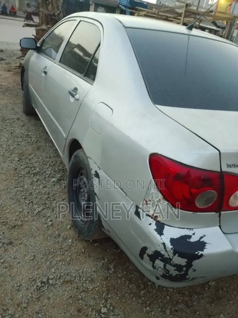 Toyota Corolla LE 2007 Silver