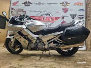 Yamaha R1 2003 Silver