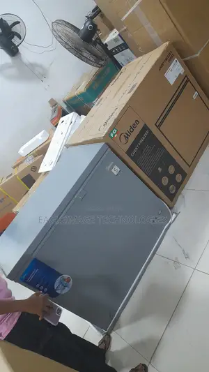 New Midea Deep Freezer With 249L Storage Capacity