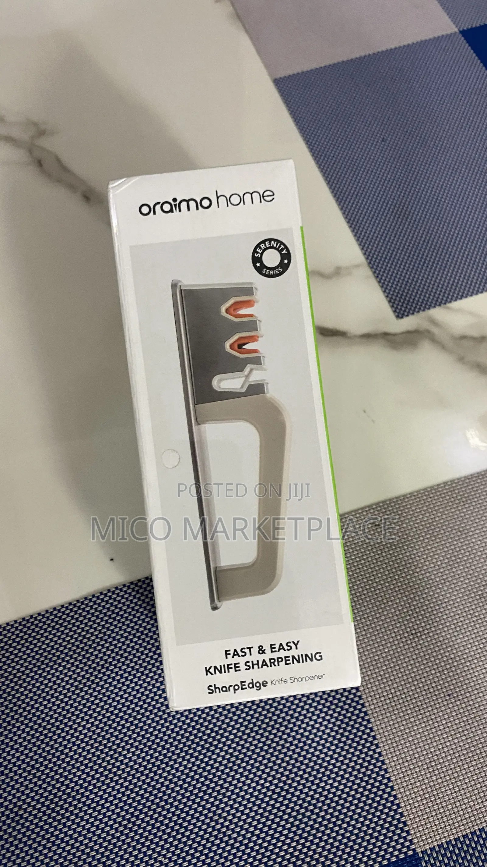 Oraimo SharpEdge Efficient Space-Saving Knife Sharpener