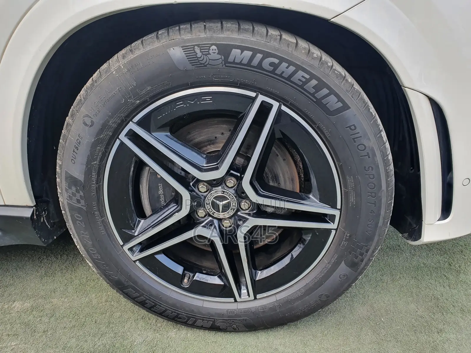Mercedes-Benz GLE-Class 2020 White