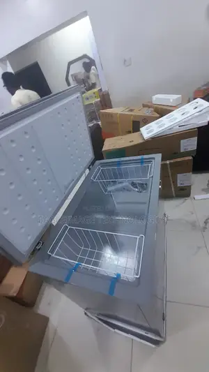 New 249L Midea Chest Freezer With Lock