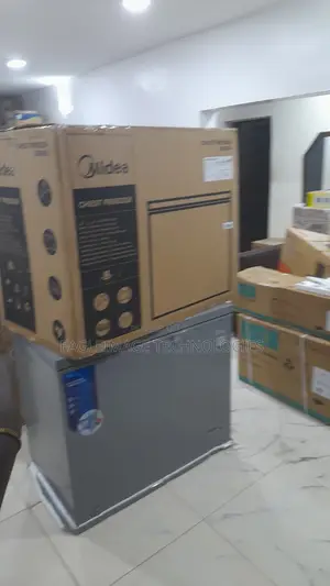 New 249L Midea Chest Freezer With Lock