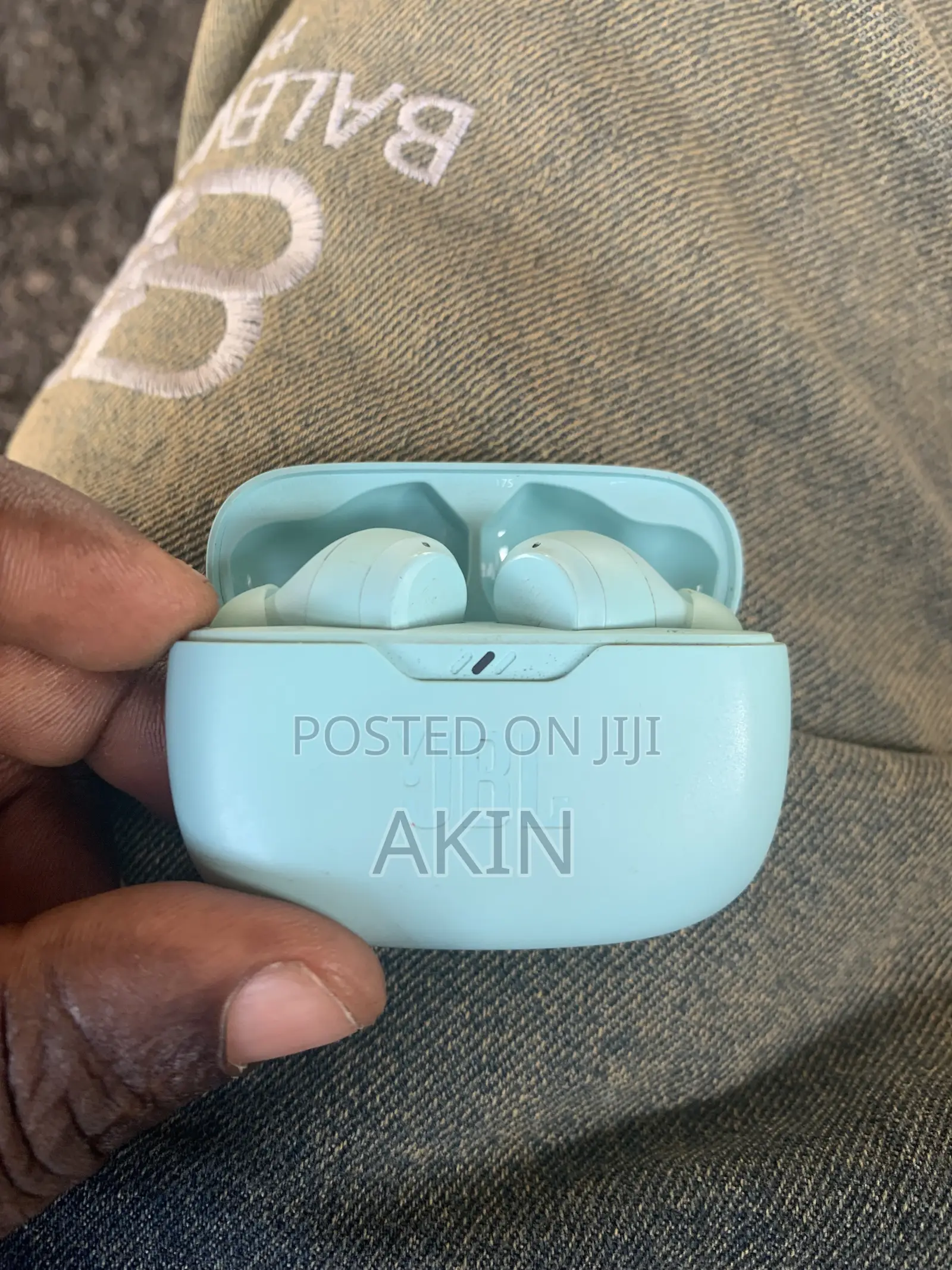 JBL AirPod