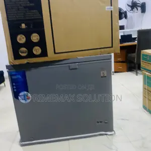Deep Freeze Power: Midea 249L Chest Freezer With Super Freeze