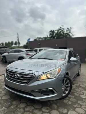 Hyundai Sonata Sport Sedan FWD (2.4L 4cyl 6A) 2017 Silver