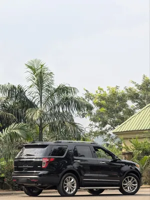 Ford Explorer 2014 Black