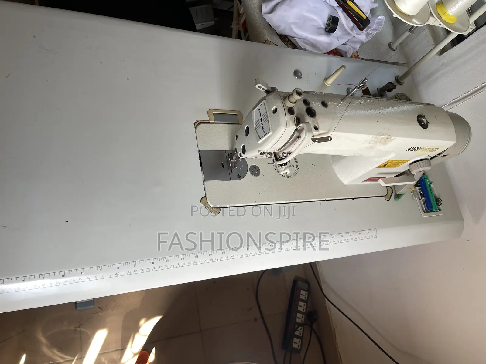 Industrial Sewing Machine (Straight)