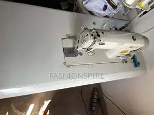 Industrial Sewing Machine (Straight)