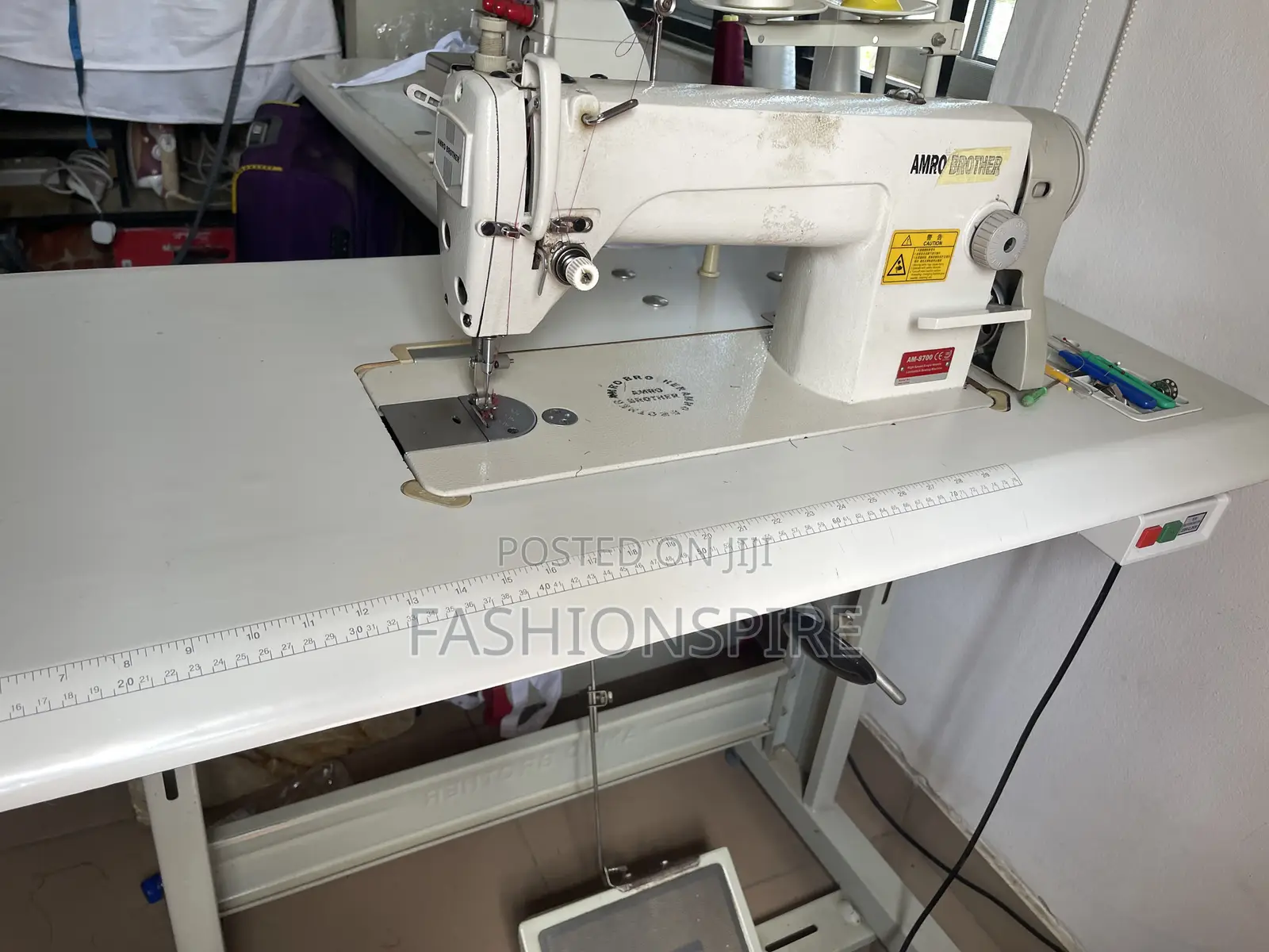 Industrial Sewing Machine (Straight)
