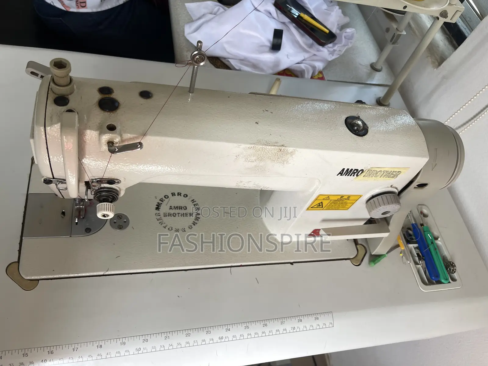 Industrial Sewing Machine (Straight)