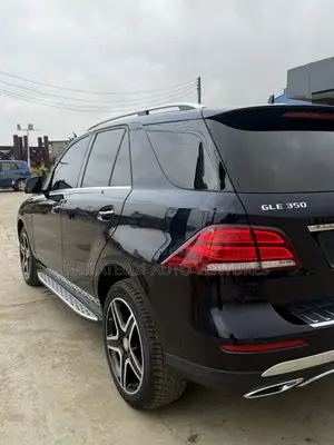 Mercedes-Benz GLE-Class GLE 350d 4MATIC 2017 Blue