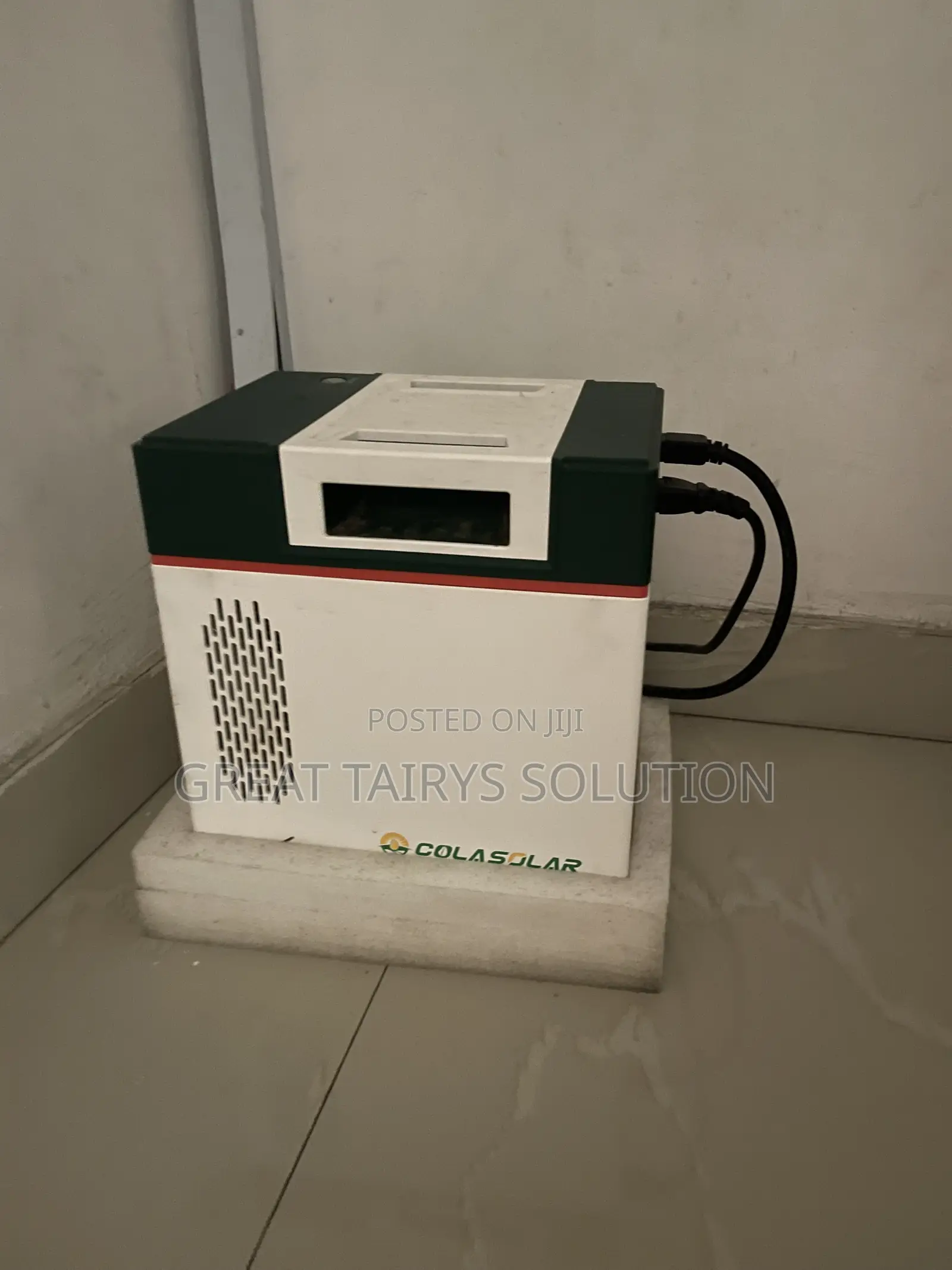 Solar Generator (Colasolar Generator + Canadian Solar Panel )