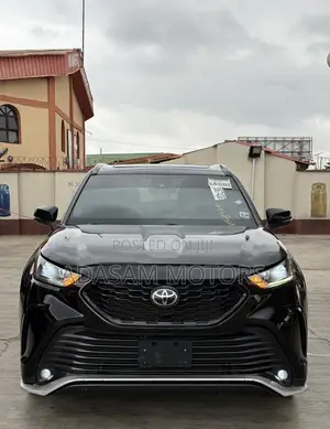 Toyota Highlander XSE 2021 Black