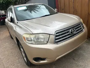 Toyota Highlander 4x4 2008 Gold