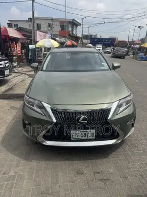 Lexus ES 350 FWD 2013 Green