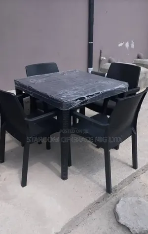 Plastic Outdoor Dinning
