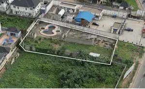 1500sqm Fenced Land With Swimming Pool for Sale in Samonda,Ibadan