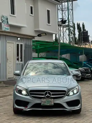 Mercedes-Benz C300 2015 Blue