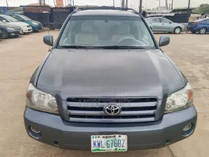 Toyota Highlander 2005 Blue