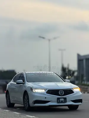 Acura TLX Base FWD (2.4L 4cyl 8M) 2018 White