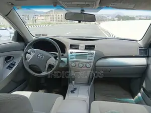 Toyota Camry 2009 Silver