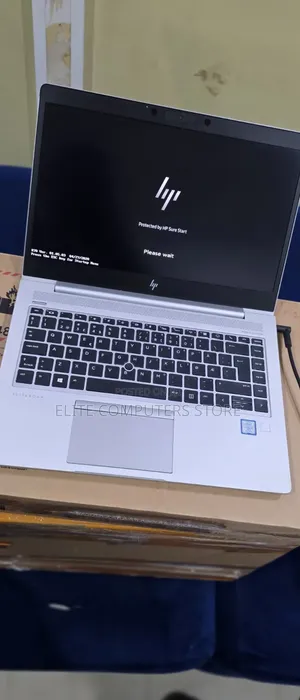 New Laptop HP EliteBook 830 G6 8GB Intel Core i5 SSD 256GB