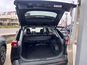 Toyota RAV4 2022 Black