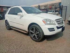 Mercedes-Benz M Class 2011 White
