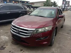 Honda Crosstour 2010 Red
