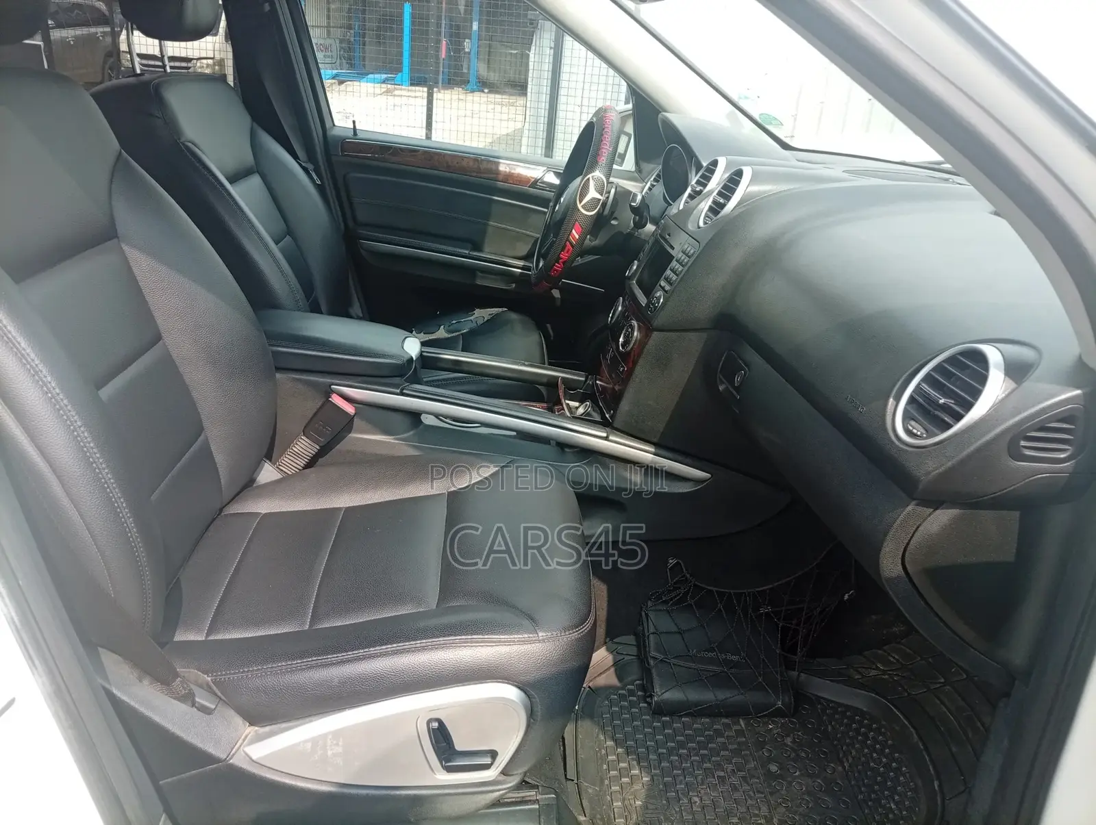 Mercedes-Benz M Class 2011 White