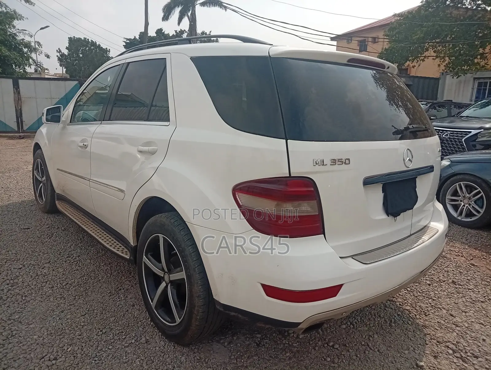 Mercedes-Benz M Class 2011 White