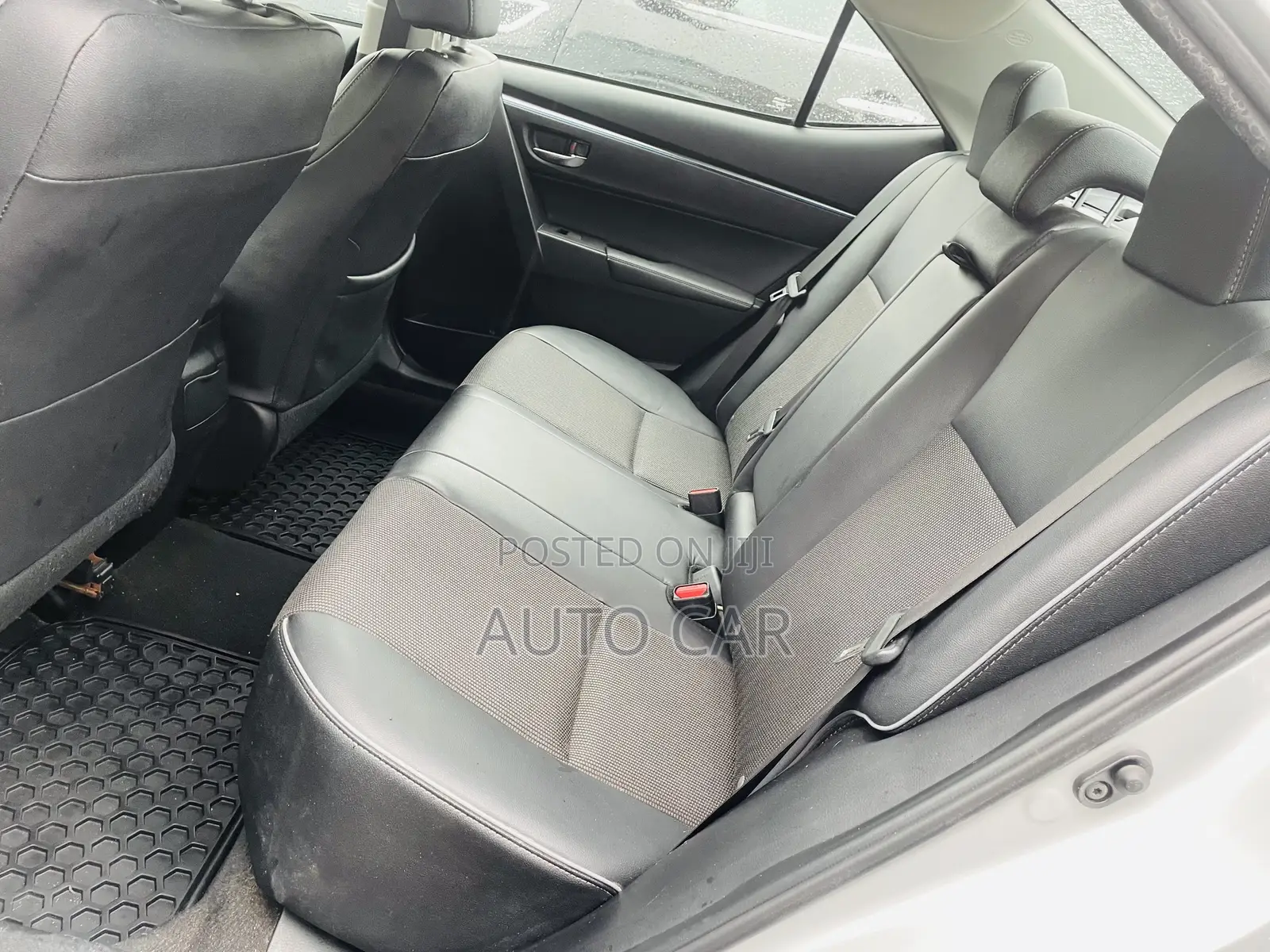 Toyota Corolla 2016 Silver