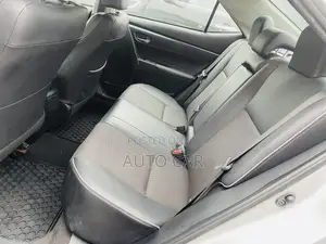 Toyota Corolla 2016 Silver
