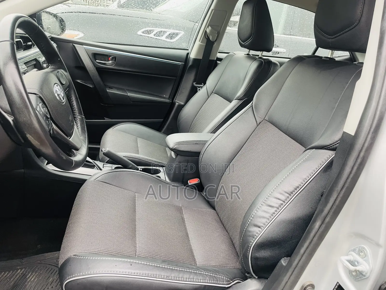 Toyota Corolla 2016 Silver