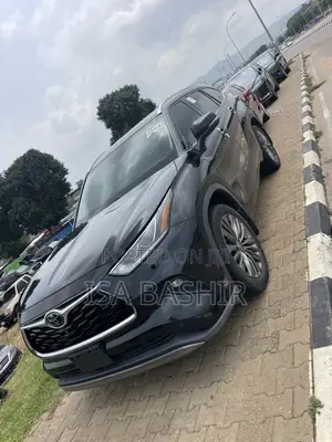 Toyota Highlander Platinum AWD 2020 Black
