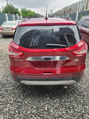 Ford Escape SE 4dr SUV AWD (1.6L 4cyl Turbo 6A) 2015 Red