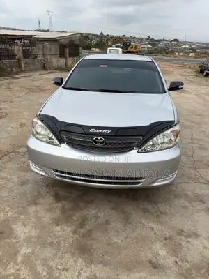 Toyota Camry 2004 Silver