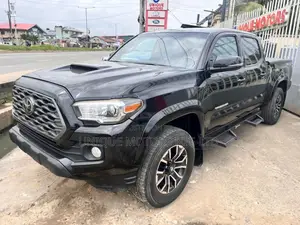 Toyota Tacoma 2023 Black