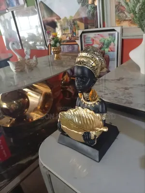 African Woman Decor
