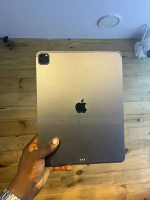 Apple iPad Pro 12.9 (2021) 1 TB Gray