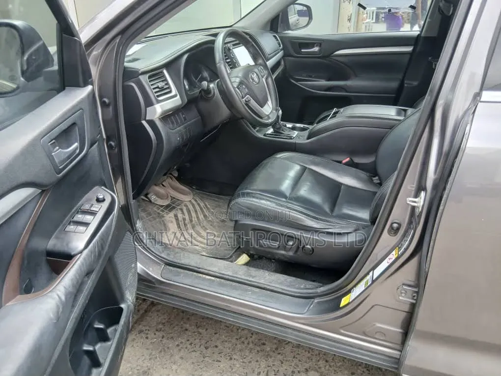 Toyota Highlander 2016 Gray